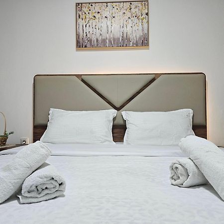 Superb 1 Bedroom In The Best Zone Of The City. 페리자이 외부 사진