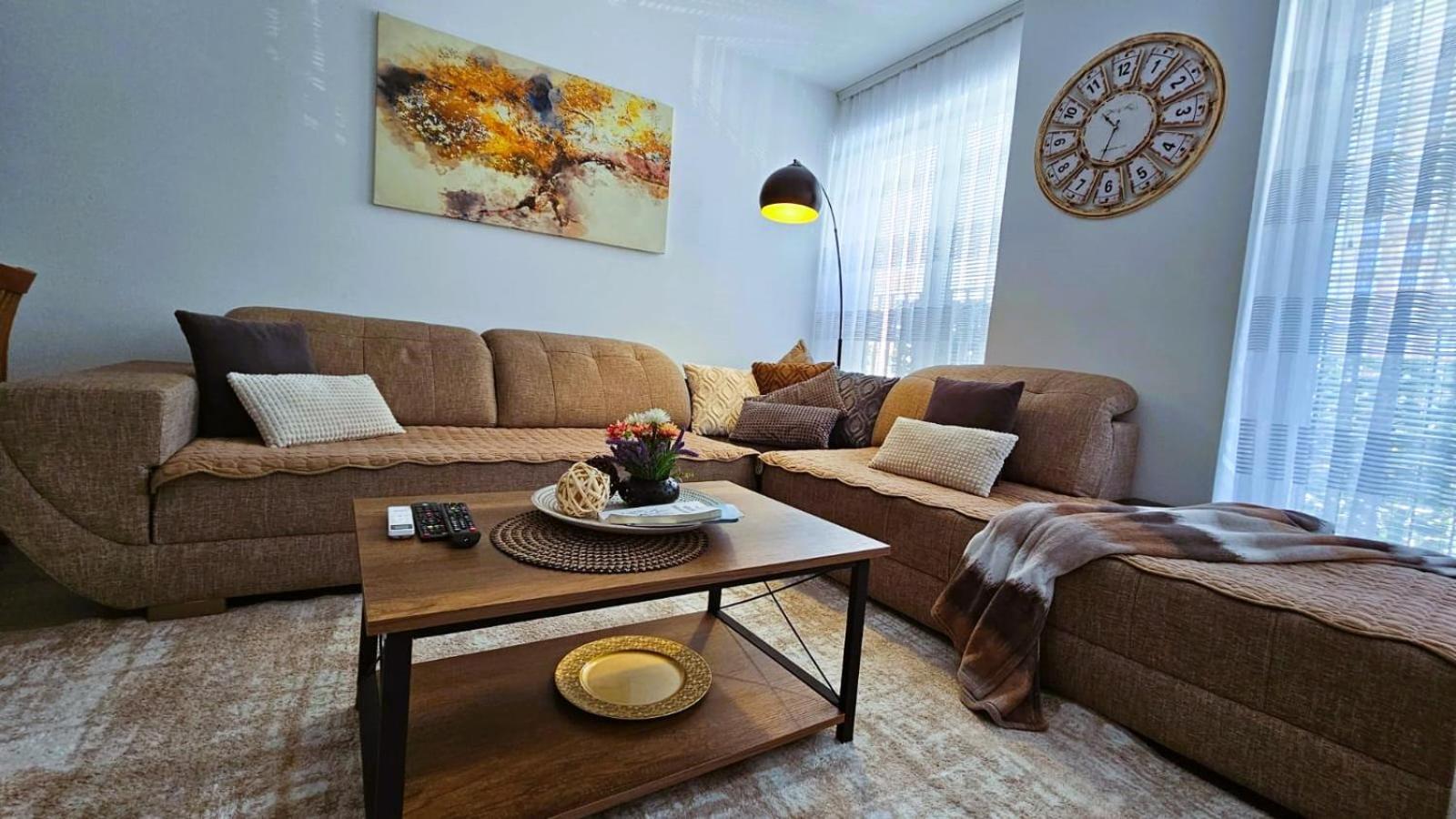 Superb 1 Bedroom In The Best Zone Of The City. 페리자이 외부 사진
