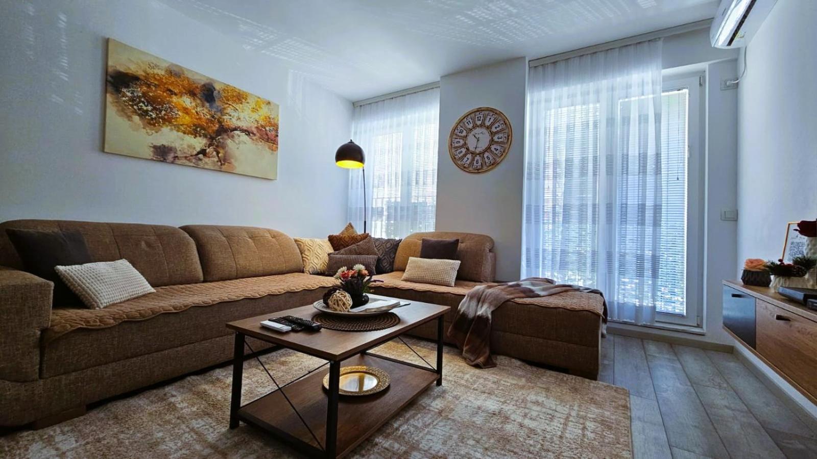 Superb 1 Bedroom In The Best Zone Of The City. 페리자이 외부 사진
