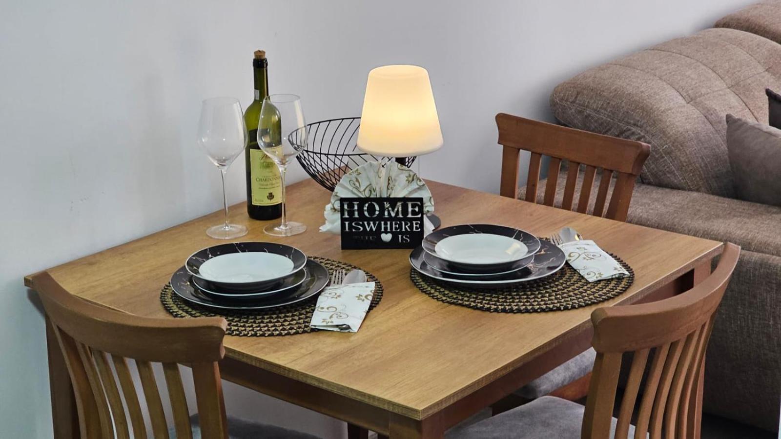 Superb 1 Bedroom In The Best Zone Of The City. 페리자이 외부 사진