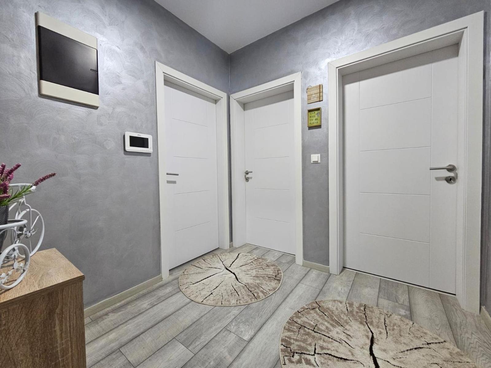 Superb 1 Bedroom In The Best Zone Of The City. 페리자이 외부 사진